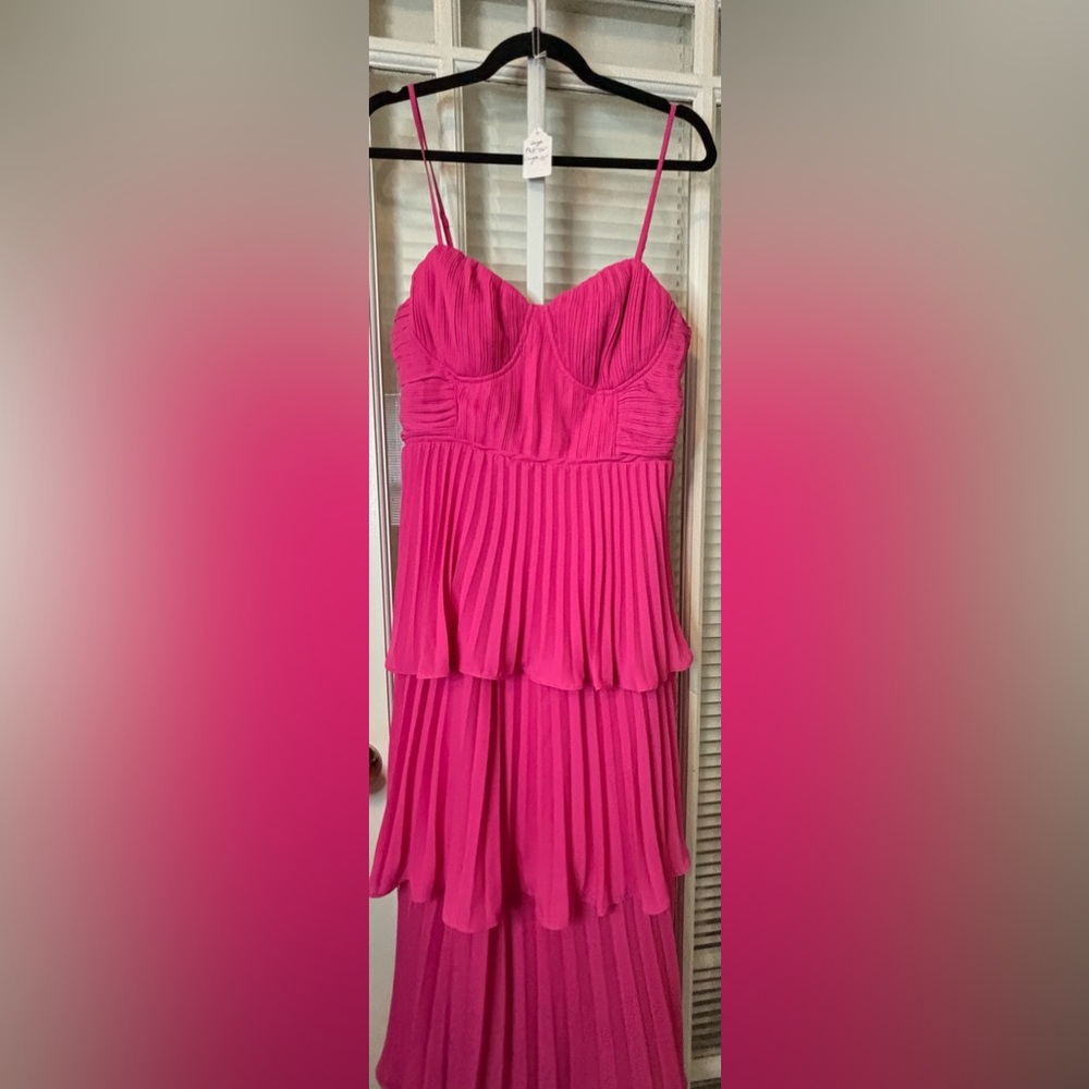 Lulu’s Cascading Crushed HotPink Midi Dress-Size Large - Picture 7 of 16